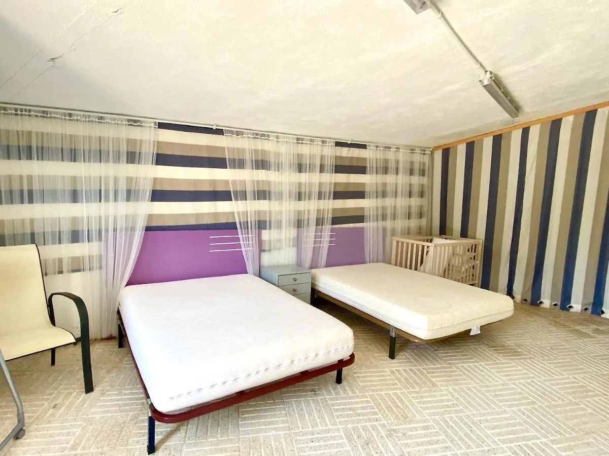 Villa Grande Y Espectacular En Miami Playa 0*,  Spain