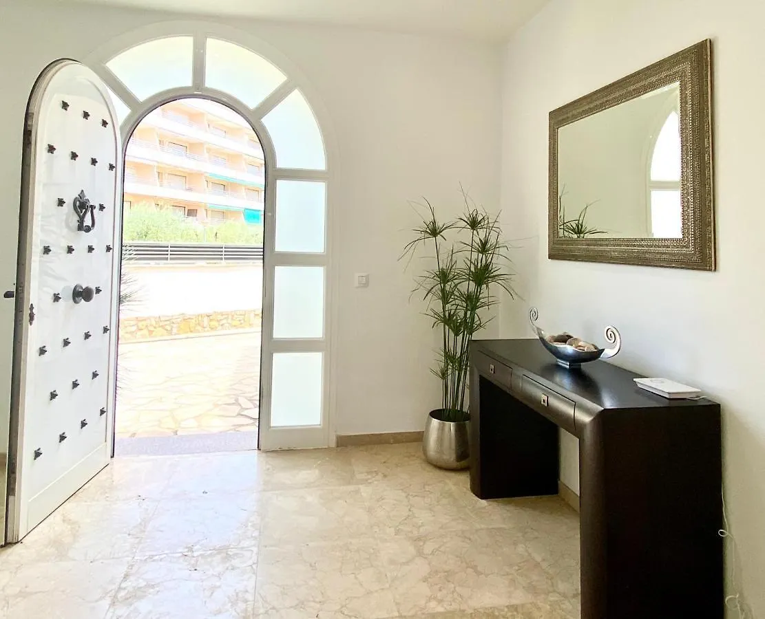 Villa Grande Y Espectacular En Miami Playa 0*,