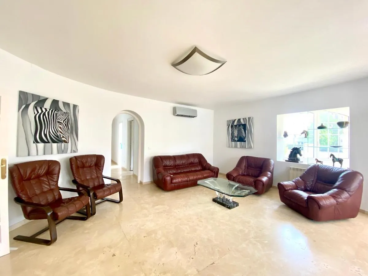 Villa Grande Y Espectacular En Miami Playa